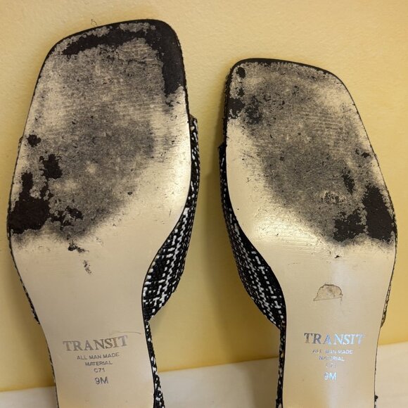 Women's New York Transit Herringbone Open-Toed Shoes Color: Black/White Size: 9M - Picture 5 of 5